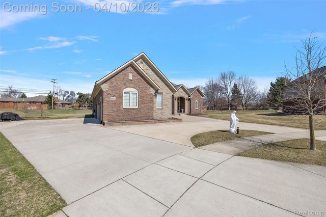 4411 Forster Lane, Shelby Charter Township, MI 48316