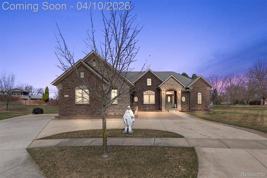 4411 Forster Lane, Shelby Charter Township, MI 48316