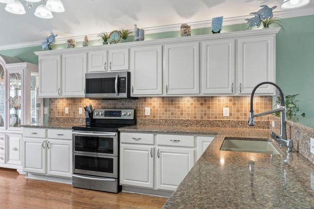 425 Kessinger Dr., Myrtle Beach, SC 29575