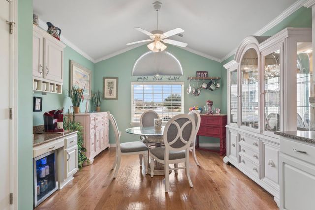 425 Kessinger Dr., Myrtle Beach, SC 29575