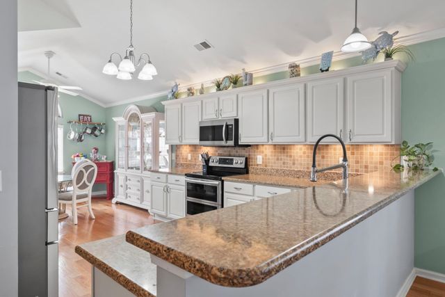 425 Kessinger Dr., Myrtle Beach, SC 29575