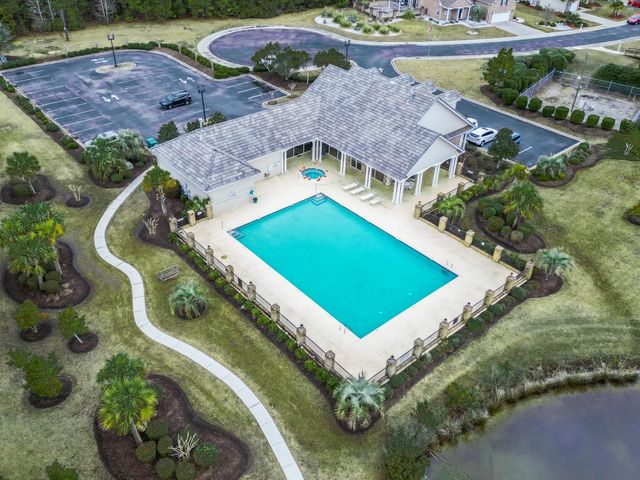 425 Kessinger Dr., Myrtle Beach, SC 29575