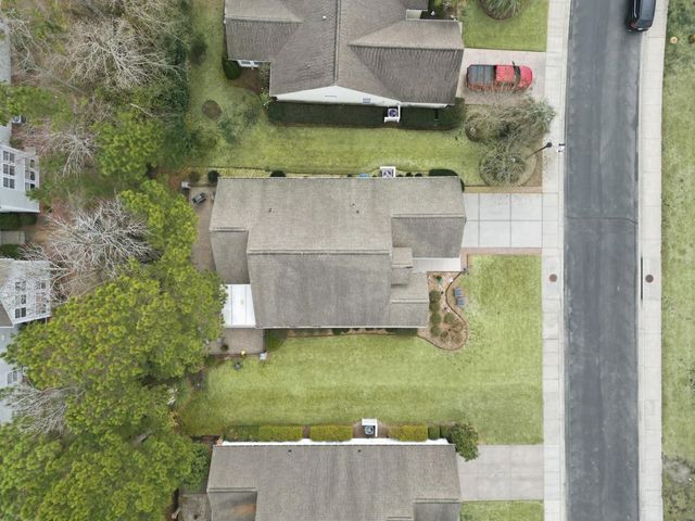 425 Kessinger Dr., Myrtle Beach, SC 29575