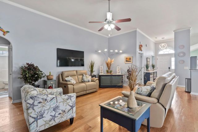 425 Kessinger Dr., Myrtle Beach, SC 29575