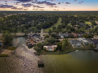 20130 Atascocita Lake Drive, Houston, TX 77346