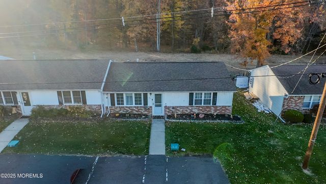 48 Haven Drive, Matawan, NJ 07747