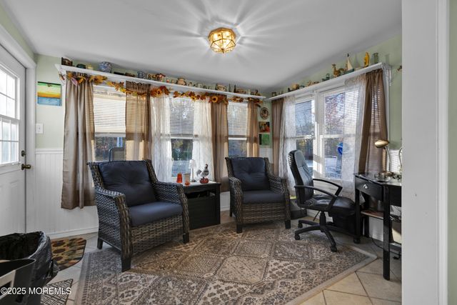 48 Haven Drive, Matawan, NJ 07747