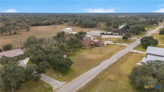 759 Richter Road, Inez, TX 77968