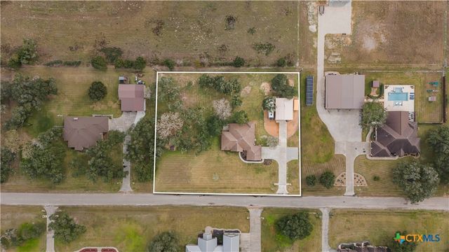 759 Richter Road, Inez, TX 77968