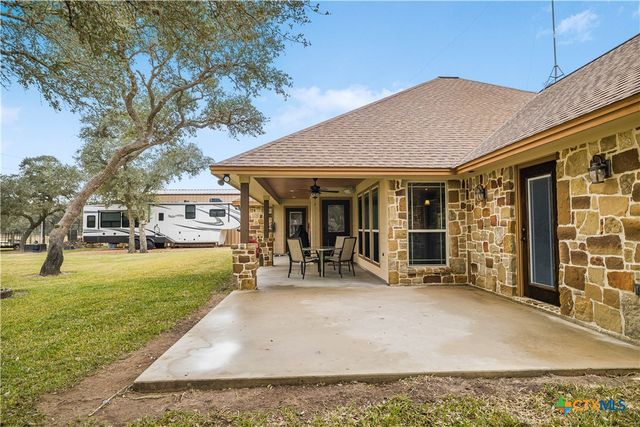 759 Richter Road, Inez, TX 77968