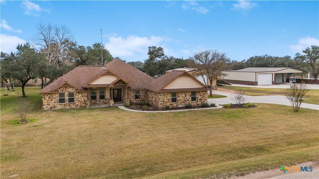 759 Richter Road, Inez, TX 77968