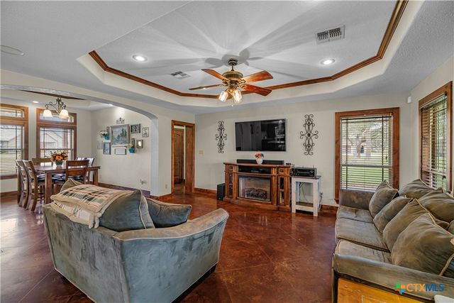 759 Richter Road, Inez, TX 77968