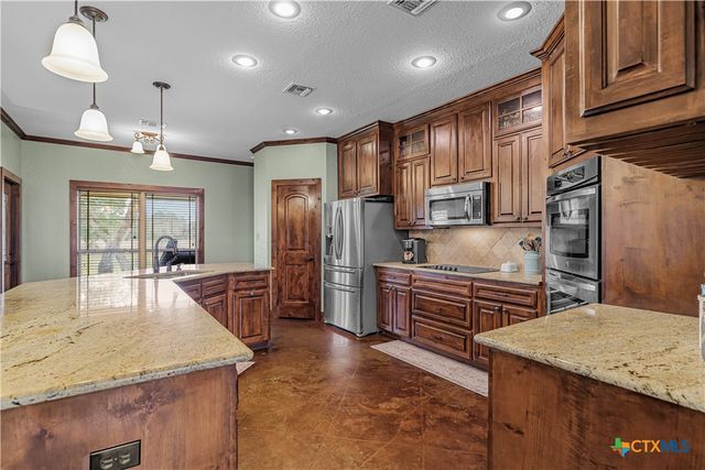 759 Richter Road, Inez, TX 77968