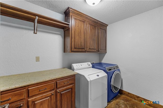 759 Richter Road, Inez, TX 77968