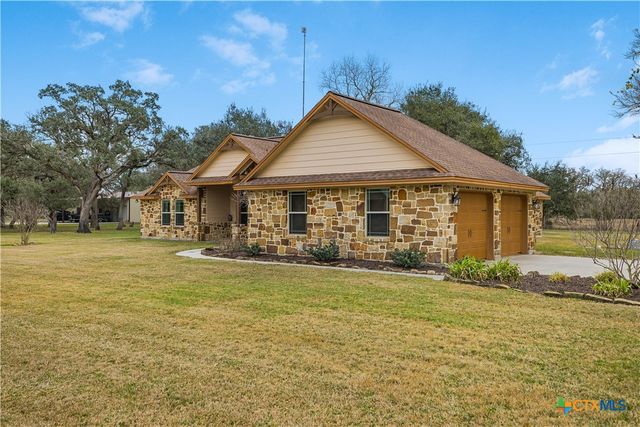 759 Richter Road, Inez, TX 77968