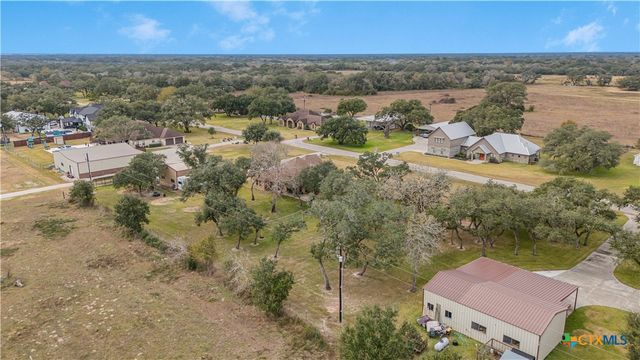759 Richter Road, Inez, TX 77968