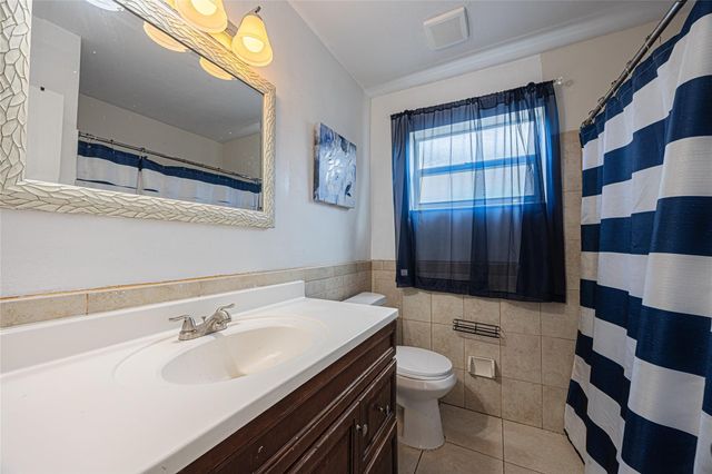 7733 Embassy Boulevard, Miramar, FL 33023