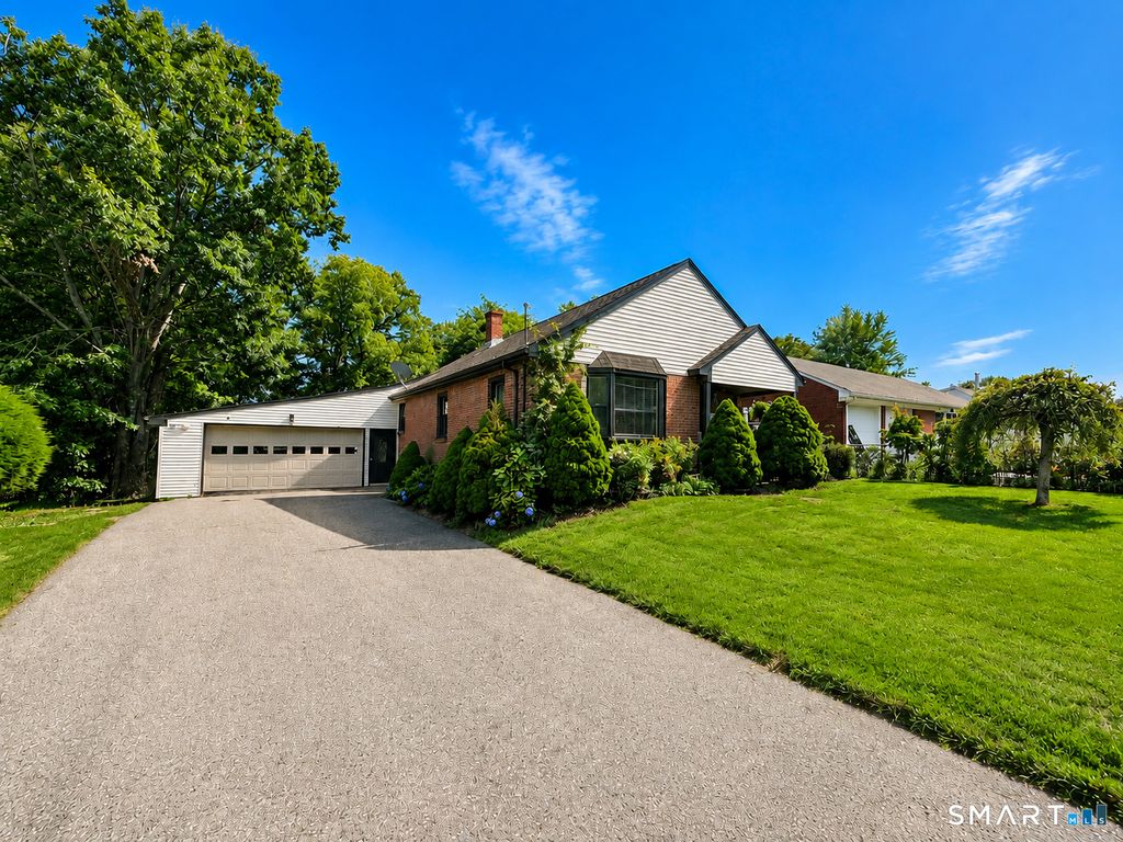 114 Oliver Street, Torrington, CT 06790