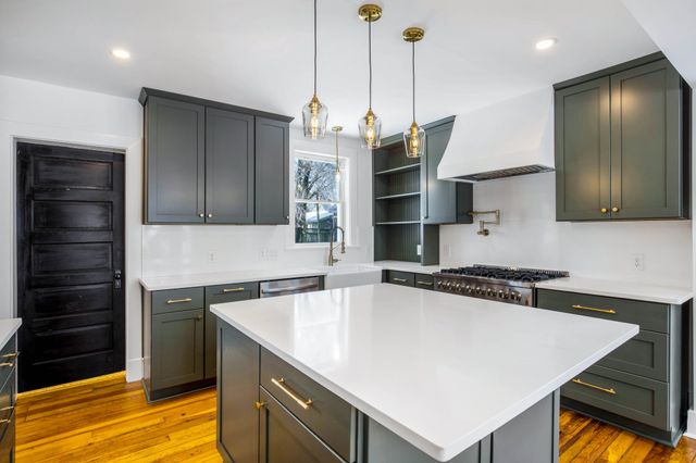 325 Walnut St, N, Springfield, TN 37172