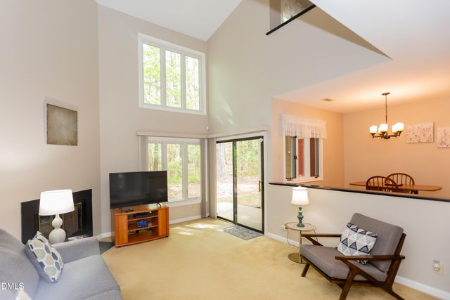 4314 Pin Oak Drive, Durham, NC 27707