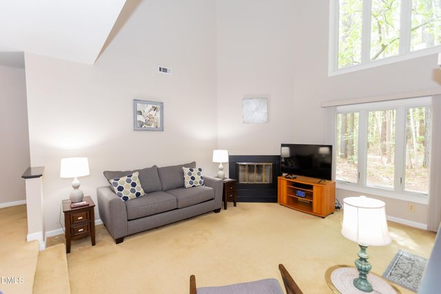 4314 Pin Oak Drive, Durham, NC 27707