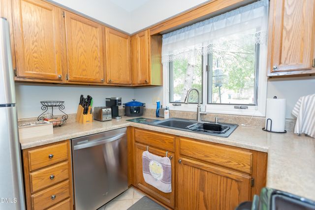 4314 Pin Oak Drive, Durham, NC 27707