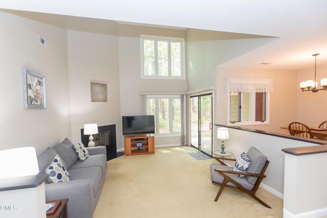 4314 Pin Oak Drive, Durham, NC 27707