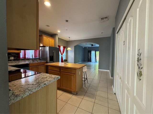 877 HACIENDA CIRCLE, Kissimmee, FL 34741