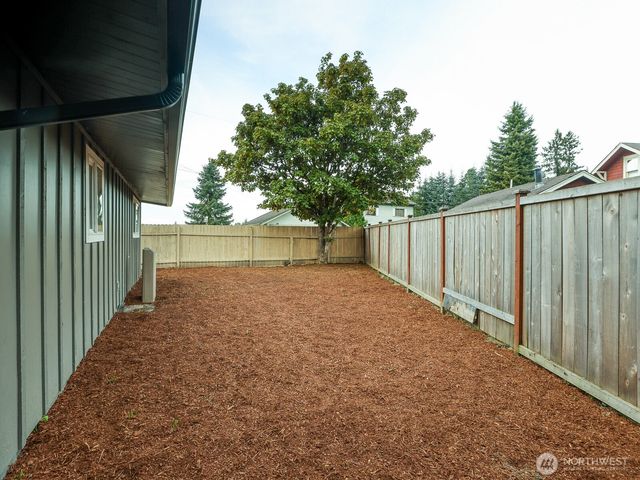 31952 W Bagwell Street, Carnation, WA 98014