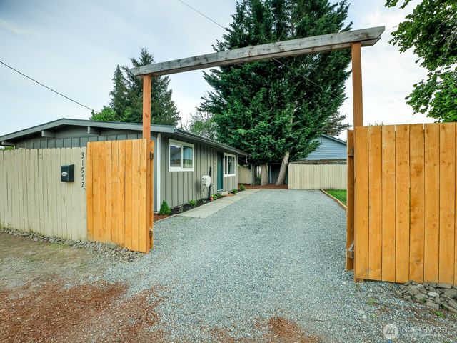 31952 W Bagwell Street, Carnation, WA 98014