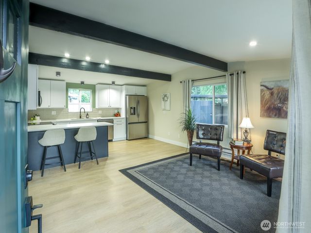 31952 W Bagwell Street, Carnation, WA 98014
