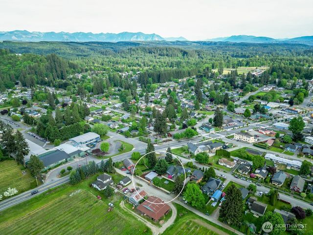 31952 W Bagwell Street, Carnation, WA 98014