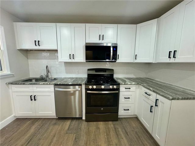 1505 Valley Road, Kansas City, KS 66102