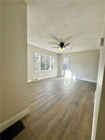 1505 Valley Road, Kansas City, KS 66102