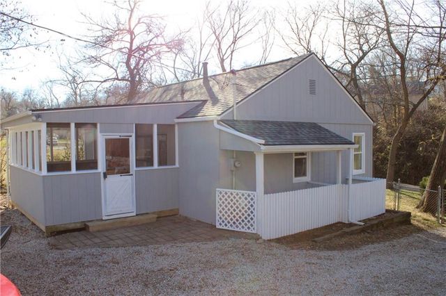 1505 Valley Road, Kansas City, KS 66102