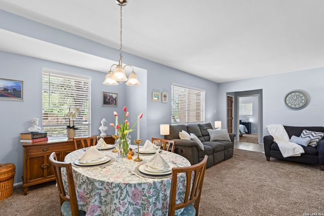 13023 Larkyorke St, San Antonio, TX 78233