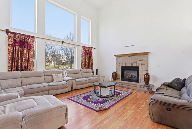 829 Lindsey Lane, Bolingbrook, IL 60440