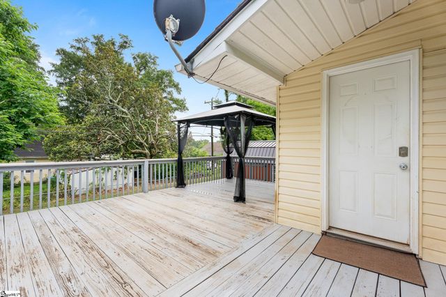 76 Lawrence Street, Lyman, SC 29365