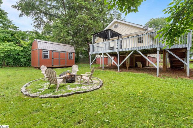 76 Lawrence Street, Lyman, SC 29365