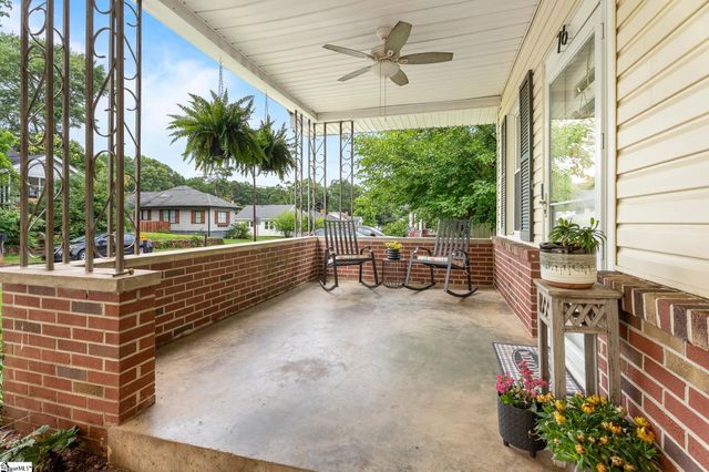76 Lawrence Street, Lyman, SC 29365