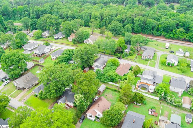 76 Lawrence Street, Lyman, SC 29365