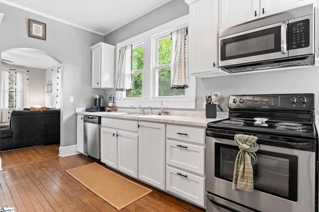 76 Lawrence Street, Lyman, SC 29365