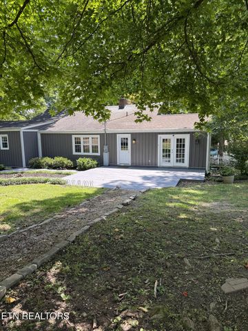 142 W Norris Rd, Norris, TN 37828