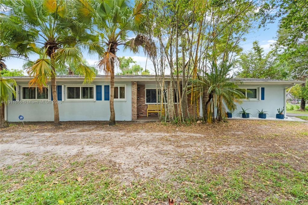 17600 SW 91st Ave, Palmetto Bay, FL 33157