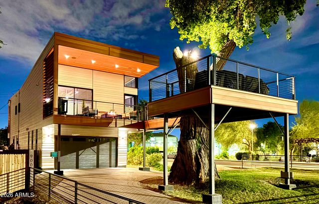 900 S UNA Avenue, Tempe, AZ 85281