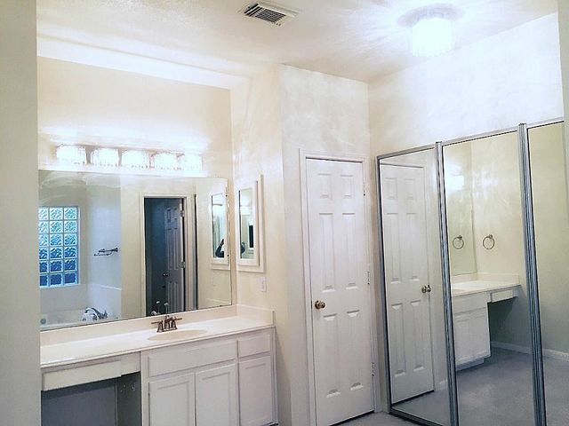 17503 Sunny Trail Lane, Sugar Land, TX 77479