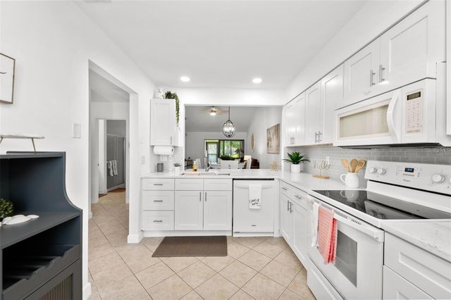 6050 28TH STREET W B, Bradenton, FL 34207