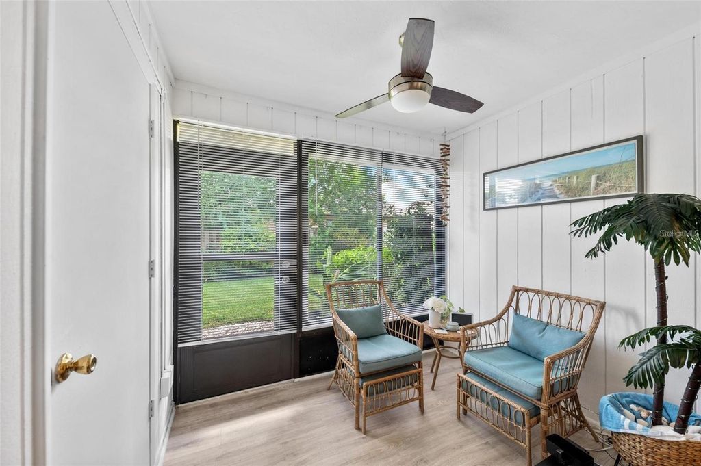 Image 15 of property listing at 6050 28TH STREET W B, Bradenton, FL 34207