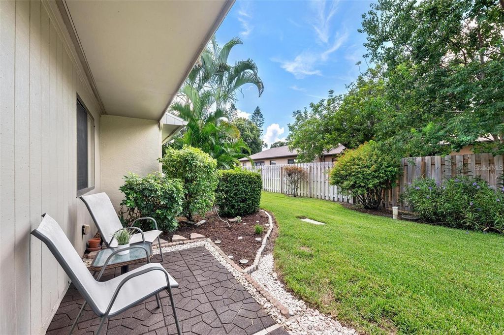 Image 16 of property listing at 6050 28TH STREET W B, Bradenton, FL 34207