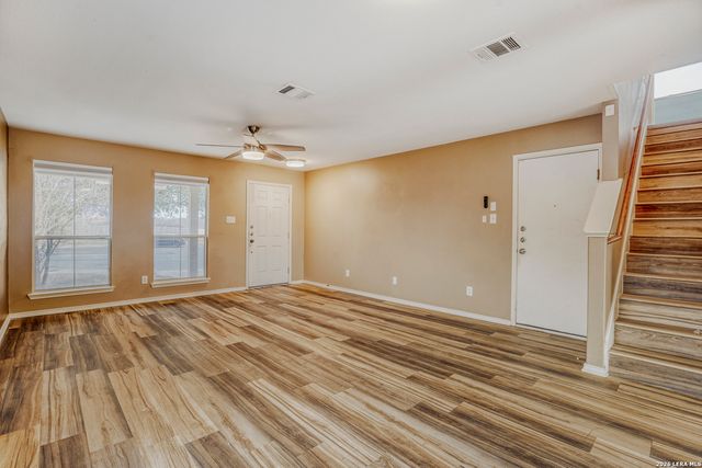 6807 Cutting Crk, San Antonio, TX 78244